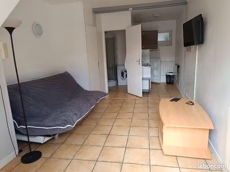 grand studio nevers centre historique