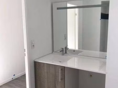 location appartement 3 pièces à carquefou (44470) : à louer 3 pièces / 57m² carquefou