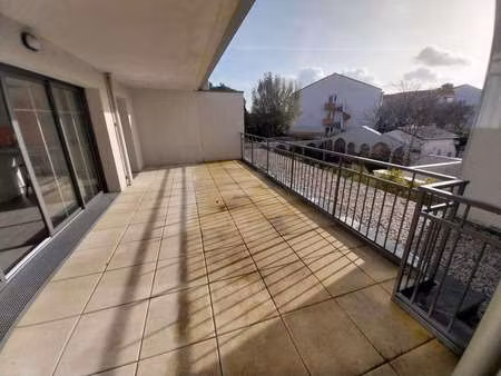 location appartement 4 pièces à saint-sébastien-sur-loire baugerie (44230) : à louer 4 piè