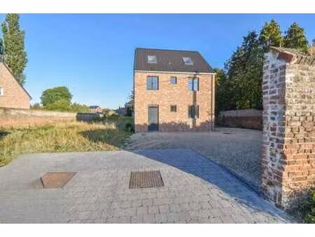 magnifique construction récente à ramillies