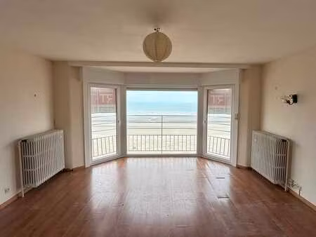 vue frontale sur mer – 2 chambres – digue de mer la panne