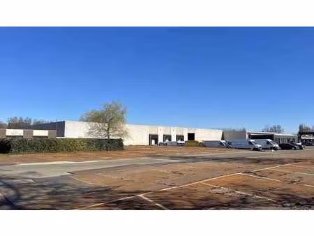 entrepôt à louer dans le parc industriel nord à saint-nicol