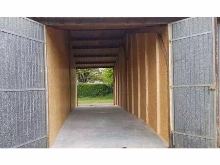 location garage box et parking à janzé (35150) : à louer / 36m² janzé