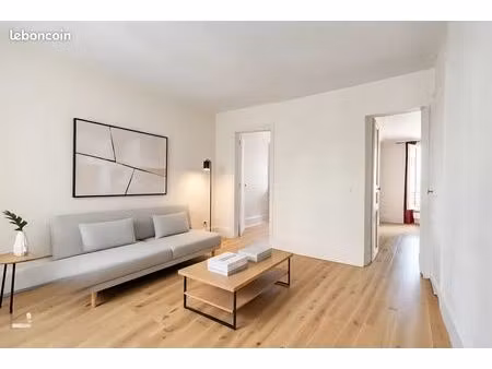 3 pièces place des vosges