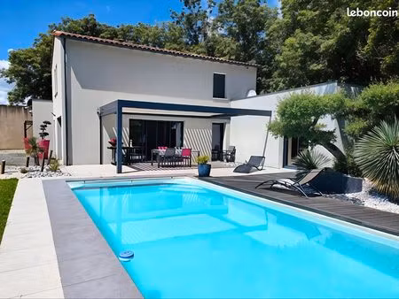 maison contemporaine proche marais poitevin