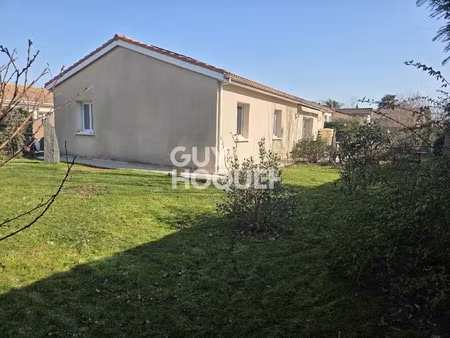 pau (64000)  maison 4 pièces de 100 m² de 2001.