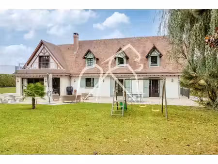 demeure traditionnelle 9 pièces | isneauville | 250 m²