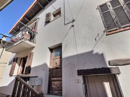 cette maison peut vous offrir la possibilité d’en louer une partie !