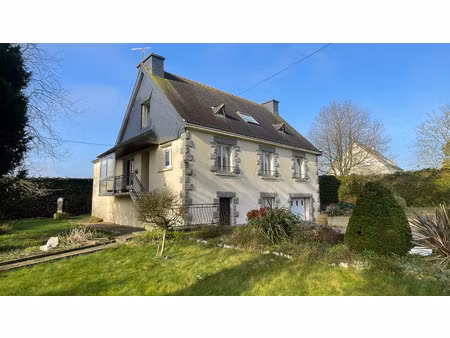 maison à vendre 136 m² entre loudeac et pontivy