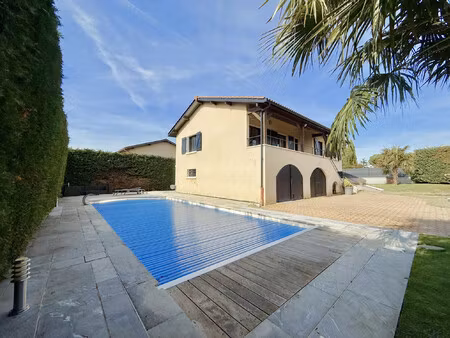 maison familiale - 6 pièces - 4 chambres - taluyers