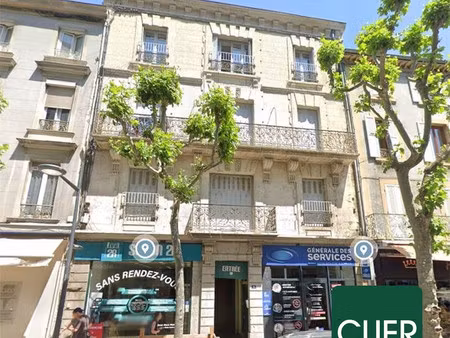 local commercial valence