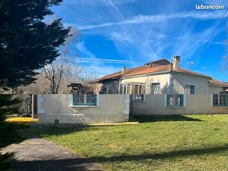 ferme 4 pièces 100 m²