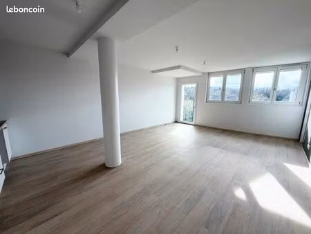 appartement 4 pièces 82 m²