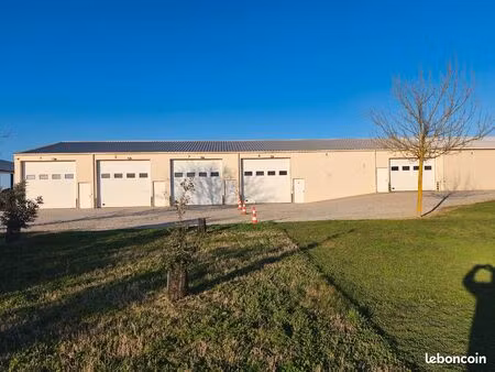 entrepôts box parking