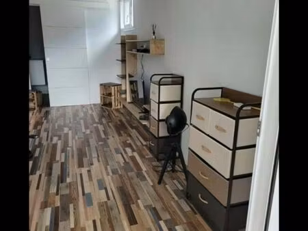 location studio meublé mezzavia