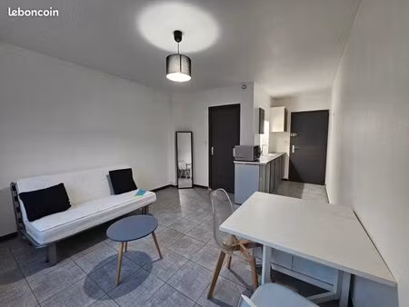 studio meublé arrêt de tram les arceaux