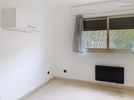 studio 1 pièce 16 m²