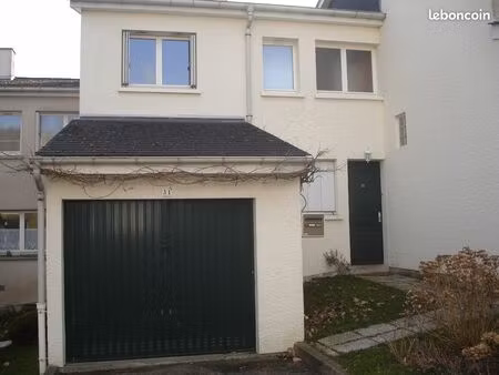 maison à louer quartier lycée grieu