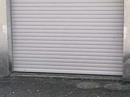 loue garage box 21 m2