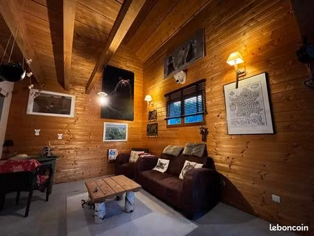 maison 2ch avec terrain clos 1400m2 exposé sud