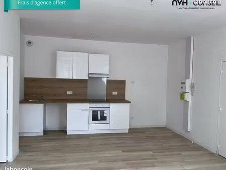 t2 rénové avec parking hypercentre de mazamet