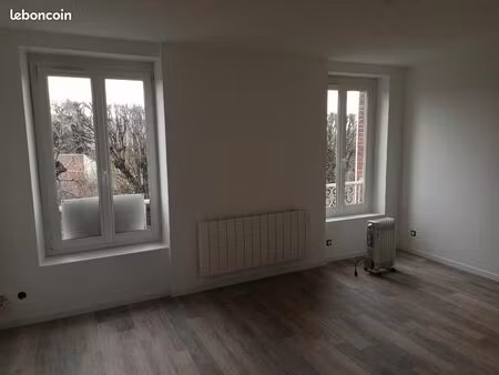 appartement t2 st just centre