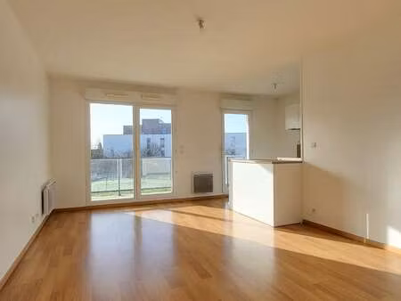 vente appartement 3 pièces à la chapelle-des-fougeretz (35520) : à vendre 3 pièces / 63m² 