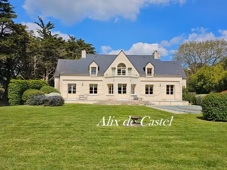 guerande (44350) maison 9 pièces 275 m2
