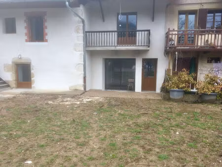 location t2 st jorioz