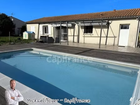 maison plain-pied 102m² – terrain 1 997m² – piscine – garage – climatisation