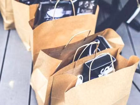 location bureaux et commerces à bagnoles-de-l'orne (61140) : à louer / 44m² bagnoles-de-l'