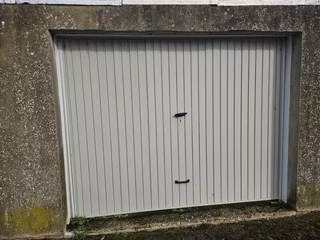 vente garage 17 m² laon (02000)