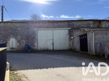 vente maison 2 pièces 250 m² à saint-germain-de-marencennes (17700)  61 000 €