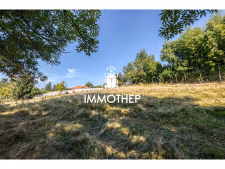 terrain 1738m² constructible