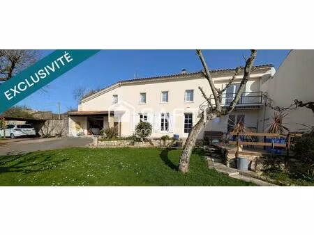 maison familiale de 3 chambres avec jardin et dependances à aulnay.
