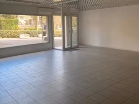 vente immeuble 144 m² manosque (04100)