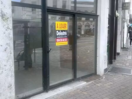 commercieel te huur in namen