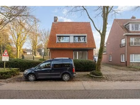 huis te huur in brasschaat met 3 slaapkamers