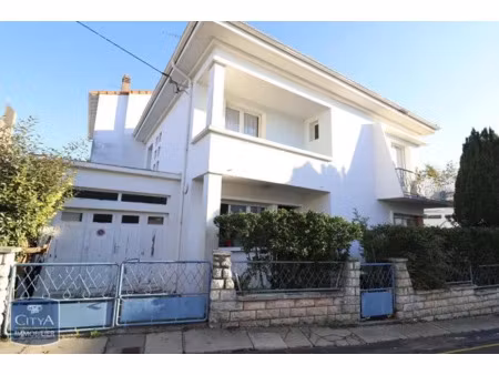 maison à louer 5 pièces 113.84 m² - royan (17) - 1 390€