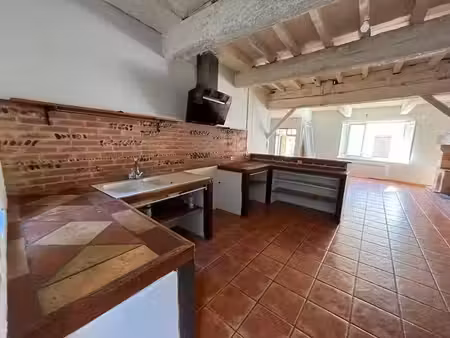 vente maison 4 pièces 143 m² à larrazet (82500)  103 500 €