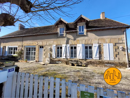 vente maison 11 pièces 275 m² à le montet (03240)  174 000 €