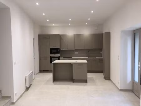 location appartement 2 pièces 50 m² à meyrargues (13650)