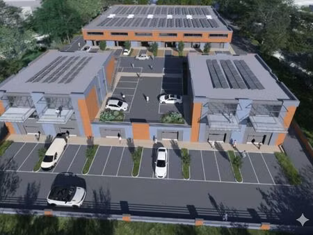 location commerce 1000 m² à la ciotat (13600)