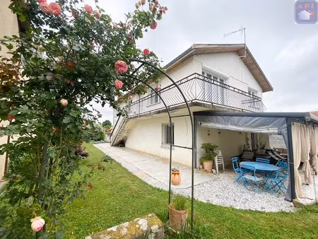 vente maison 5 pièces 97 m² à rieucros (09500)  185 000 €