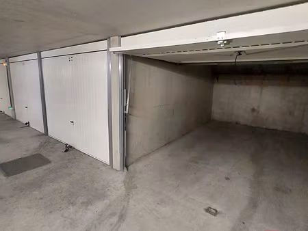 box 13011 résidence sécurisée grande superficie 15m2