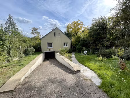 maison sur sous sol total avec combles aménageables et vue panoramique !
