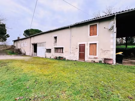 vente maison 8 pièces 103 m² à montmoreau (16190)  192 240 €