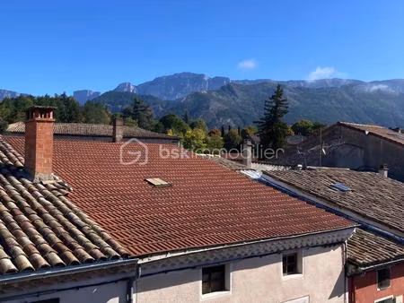 maison de ville de 145 m² à die