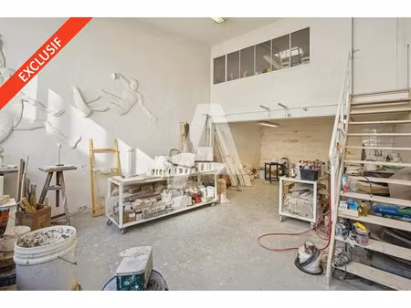 rare sur le secteur : ancien atelier d'artiste - local polyvalent de 65 m² à proximité imm