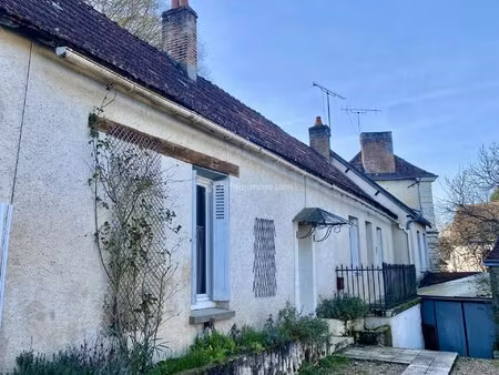 charmante fermette de 120 m2 restaurée à 10 minutes de la chartre sur le loir